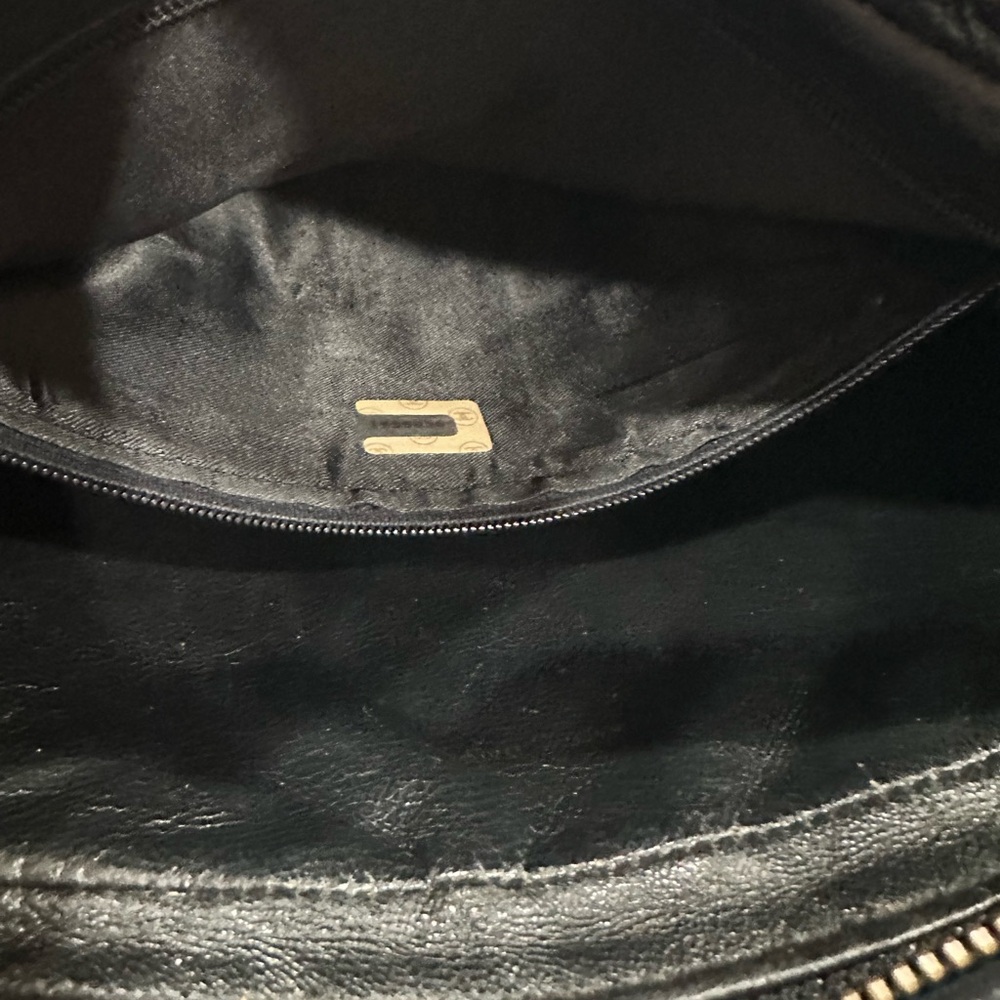 Chanel Black Chevron Leather Camera Bag - Picture 11 of 13